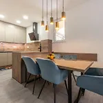 Apartment Zana *