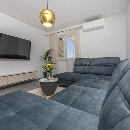 Zana Apartament