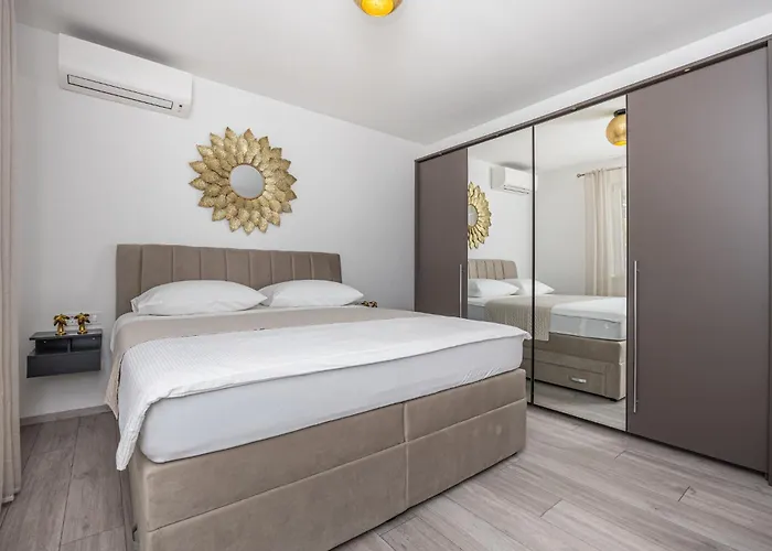 Apartment Zana